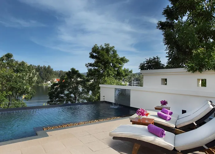 Dusit Thani Laguna Pool Villa